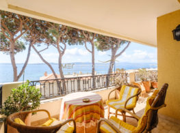 https://www.merprovence.com/proprietes/sainte-maxime-127-m%c2%b2-vue-mer-panoramique/